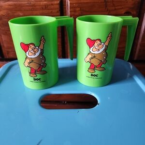 Disney Snow White "Doc" Green Plastic Mugs set of 2